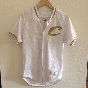Mitchell & Ness Cleveland Cavaliers Baseball Jersey